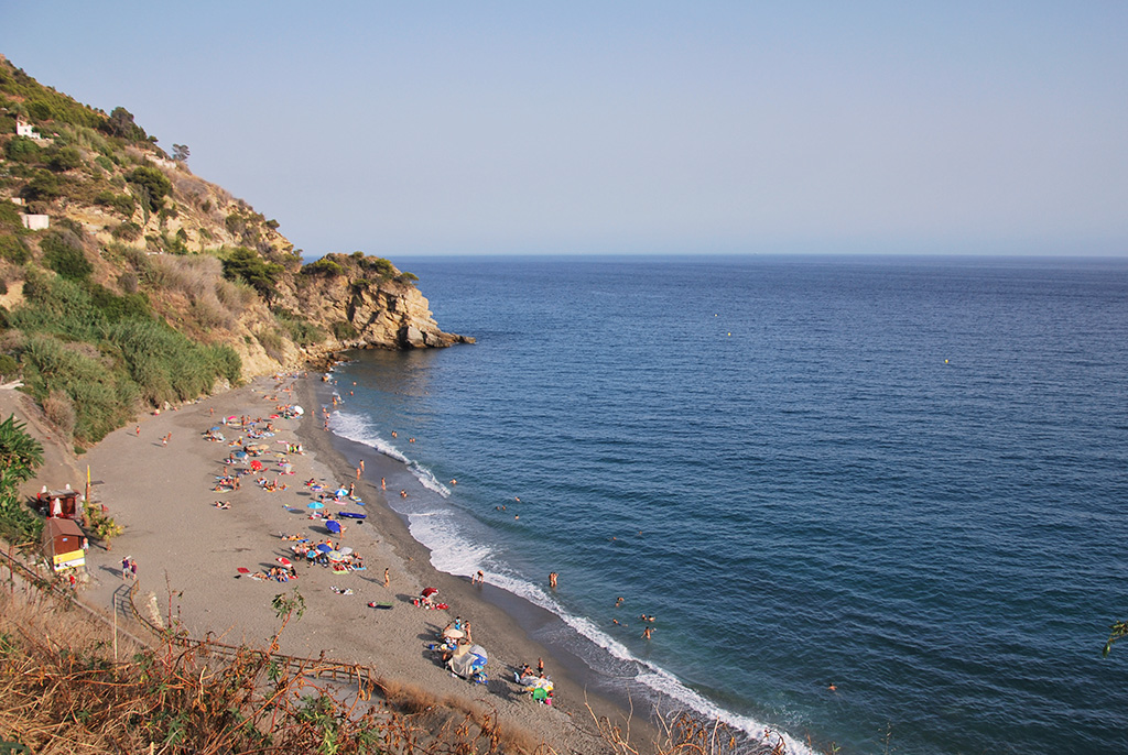 Relax on an Andalucia beach holiday - Playa de Maro